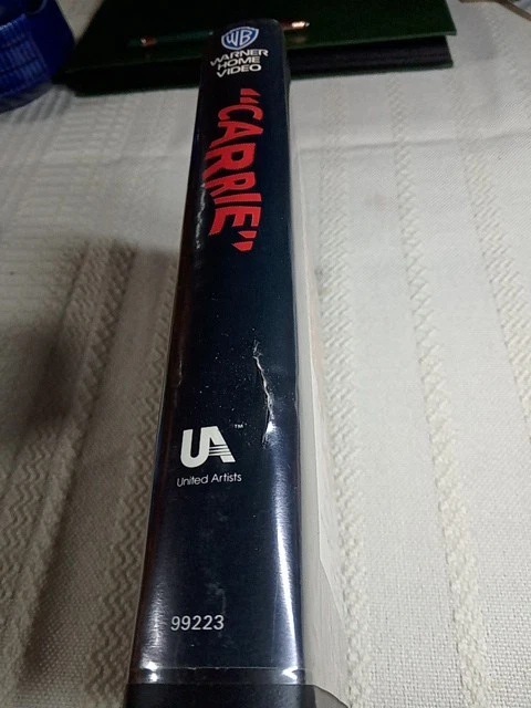 VHS Videokassette - CARRIE - Uncut FSK 18 - Warner Home - Erstauflage ( 158 ) - Bild 3 von 4