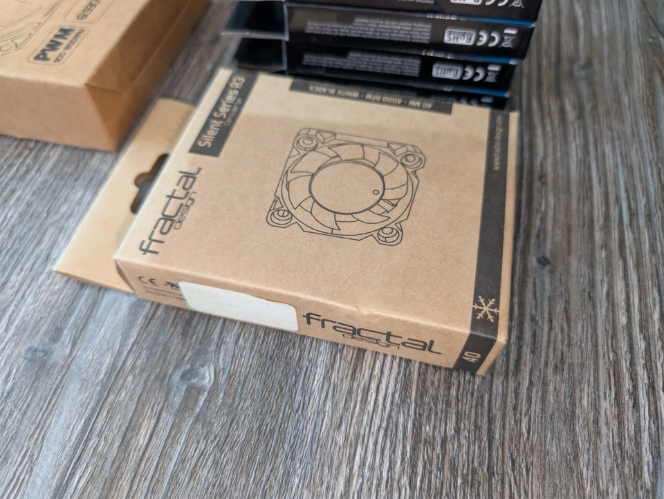 PC Fan Bundle – 19x Mixed Akasa, Fractal Design & GamerStorm – Brand New - Image 3 of 4