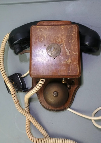 Vintage Signal Railway Telephone Box - Picture 14 of 14
