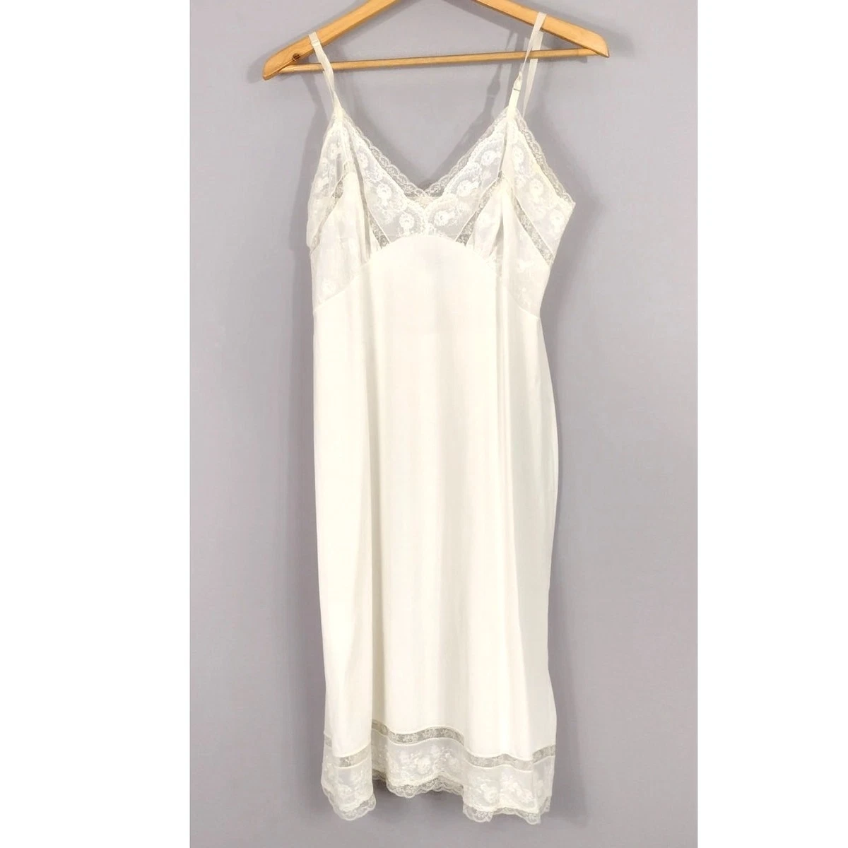 Jupe Mi-slip Blanche Vassarette Taille S (36) - Nylon - Occasion Avec Petits Défauts