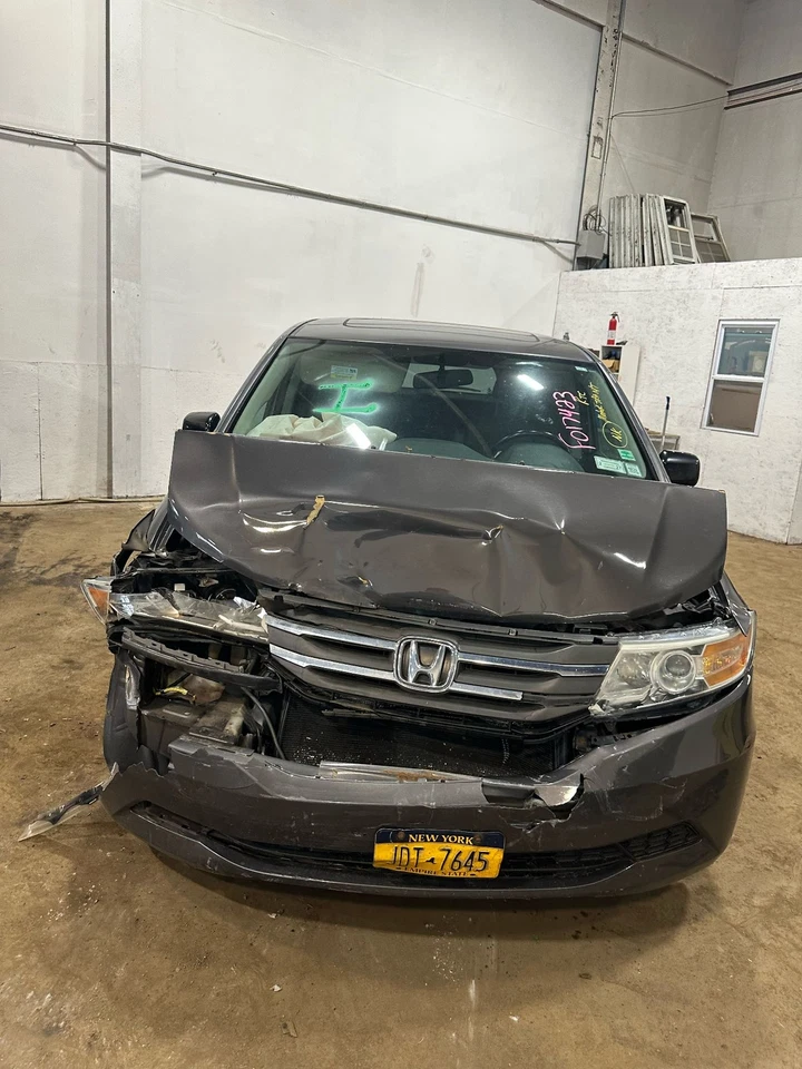 Used Rack and Pinion Assembly fits: 2013 Honda Odyssey Power Rack and Pinion Gra Foto 2 de 4