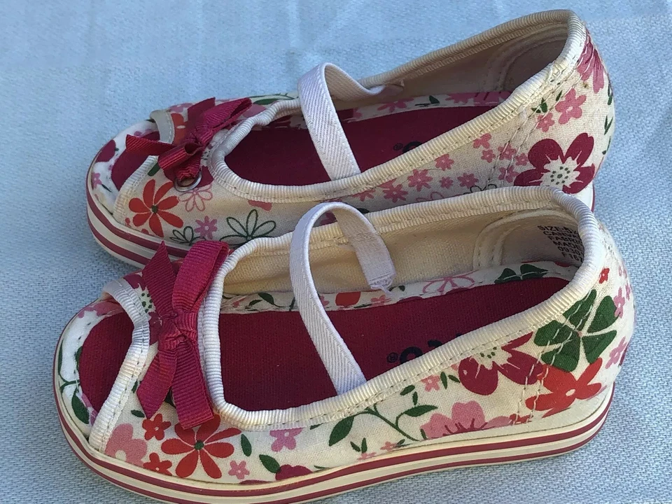 Circo Niño Niña Talla 5 1/2 Floral Lona Superior Dedos Abiertos Zapatos Suela de Tela Nuevo Foto 2 de 4
