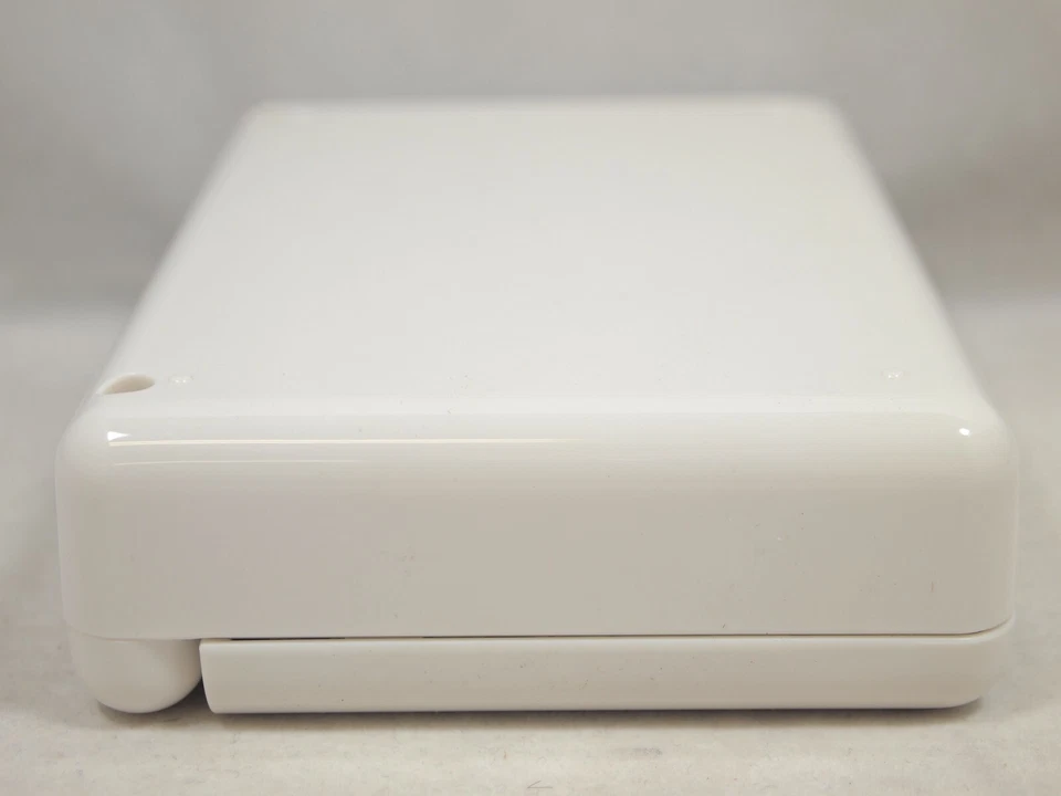 Nintendo DS Lite Hard Shell Console Carry Case White Intec - fits 6 games too! - Image 4 of 4