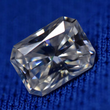 Lab Created CVD Diamond 8X6 MM Radiant Cut IF D Color GIE Certified