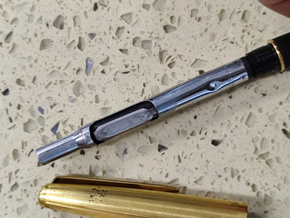 Pluma estilográfica negra Aurora Archivi Storici vintage 14K nueva en caja años 60 Foto 3 de 4