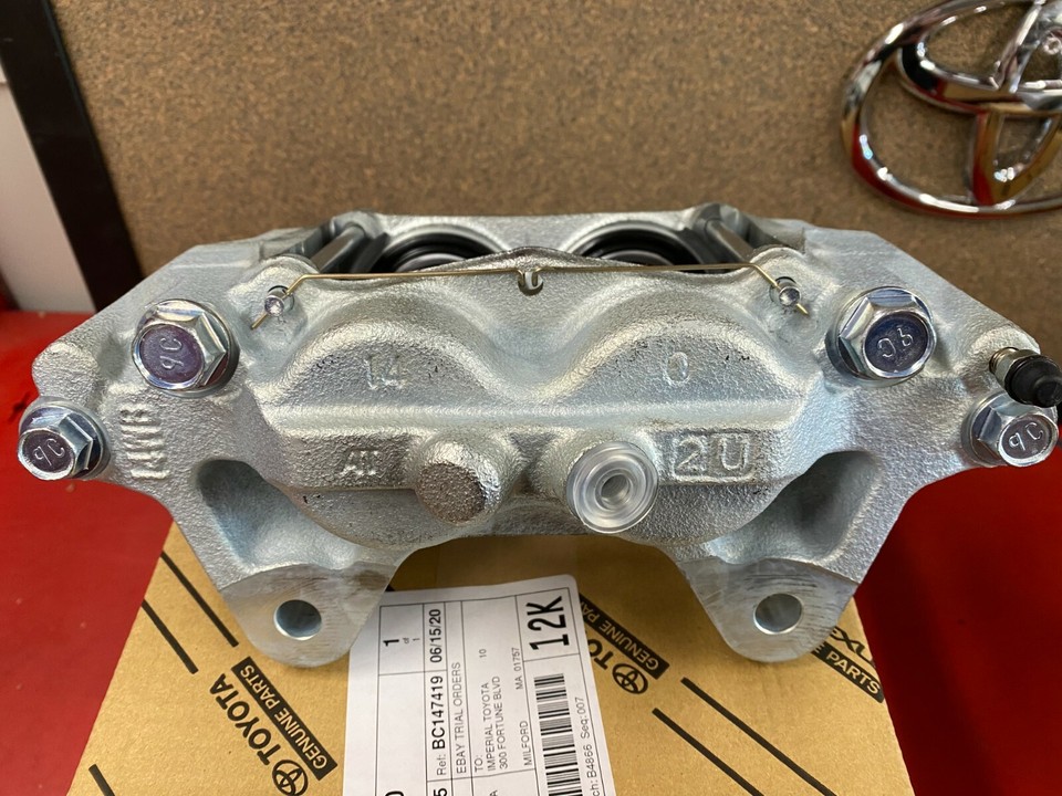 20102015 LEXUS GX460 GENUINE OEM NEW FRONT DISC BRAKE CALIPERS (2) eBay