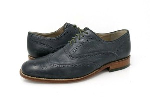 clarks wingtip black