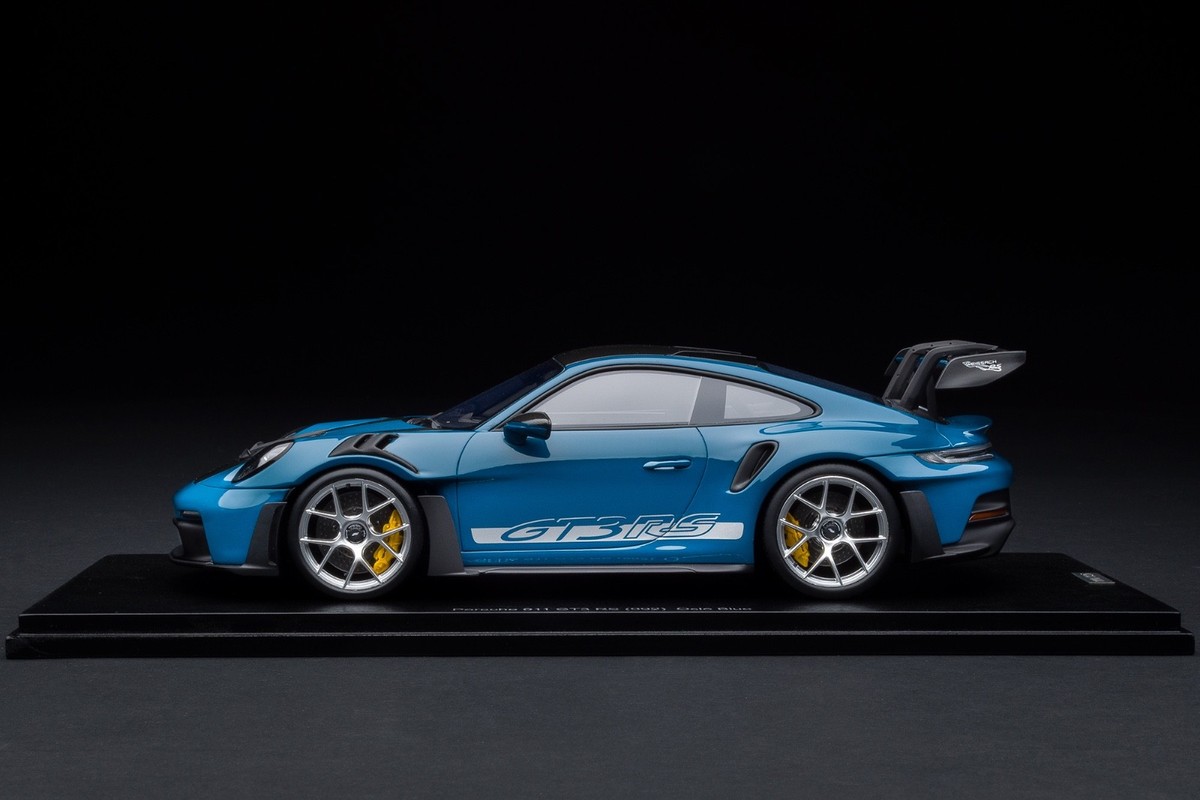 Spark 1/18 Porsche 911 992 GT3 RS Weissach PTS Oslo Blue Ltd to
