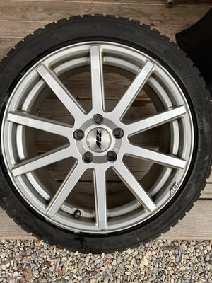 AEZ Straight Silver 8Jx18H2 ET48-LK5/112 Inklusive Bridgestone 245/40R18 97V M+S