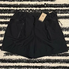 Nike Tech Super Lightweight Cargo Shorts Black HJ2946-010 Men’s Size Large NWT