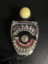 Vintage Norwood Director Exposure Light Meter Model B Made In USA w/leather case
