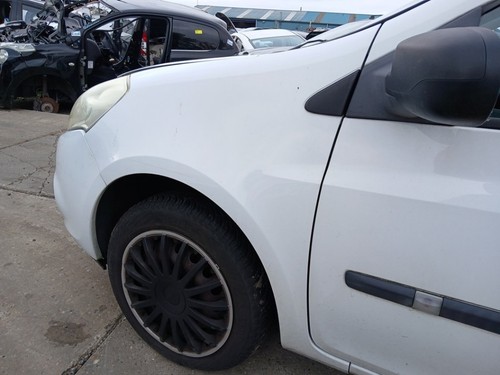 SPATBORD LINKS VOOR Renault Clio III (BR/CR) Hatchback 1.2 16V 75 (D4F-740) 2009 - Afbeelding 2 van 3