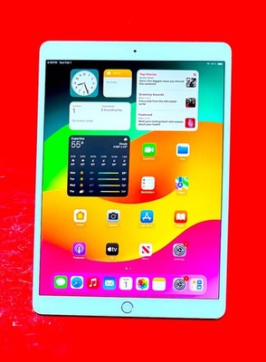Beautiful Apple iPad Pro 10.5-inch A1701 64 GB Wi-Fi 10.5 in Silver & White