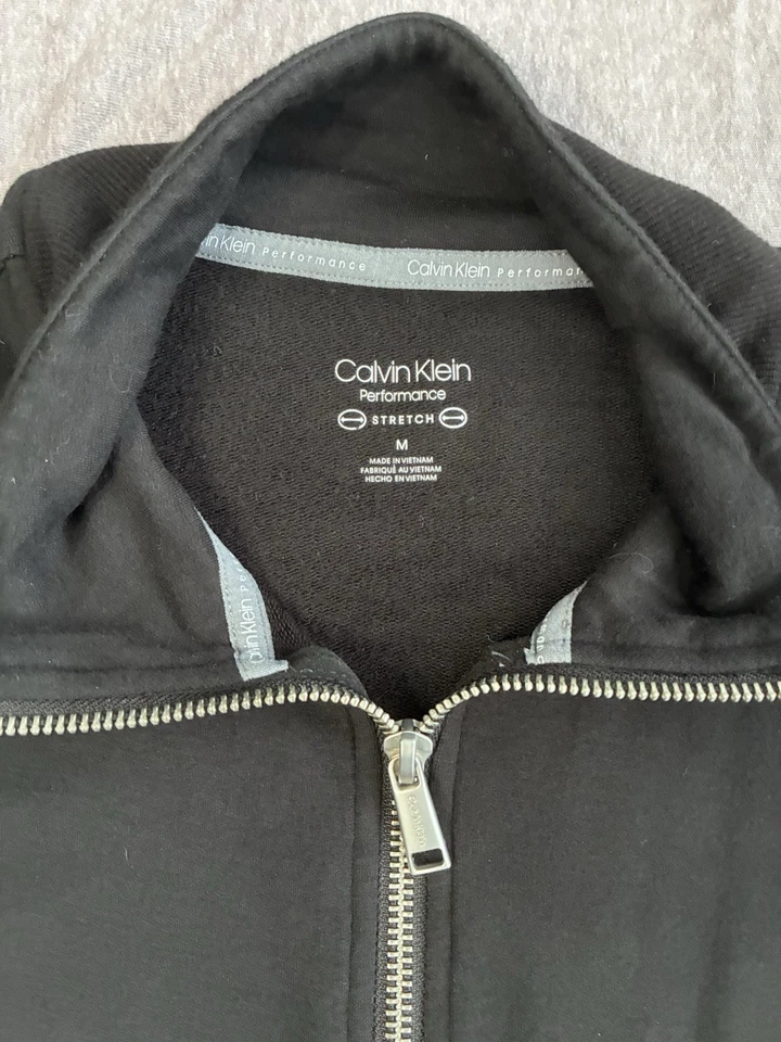 Jaqueta Calvin Klein Performance Stretch Feminina Zíper Completo Preta Tamanho Médio - Imagem 2 de 4