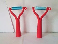 2 x TUPPERWARE D119 Schäler Universalschäler Rot Flachschliff Wellenschliff