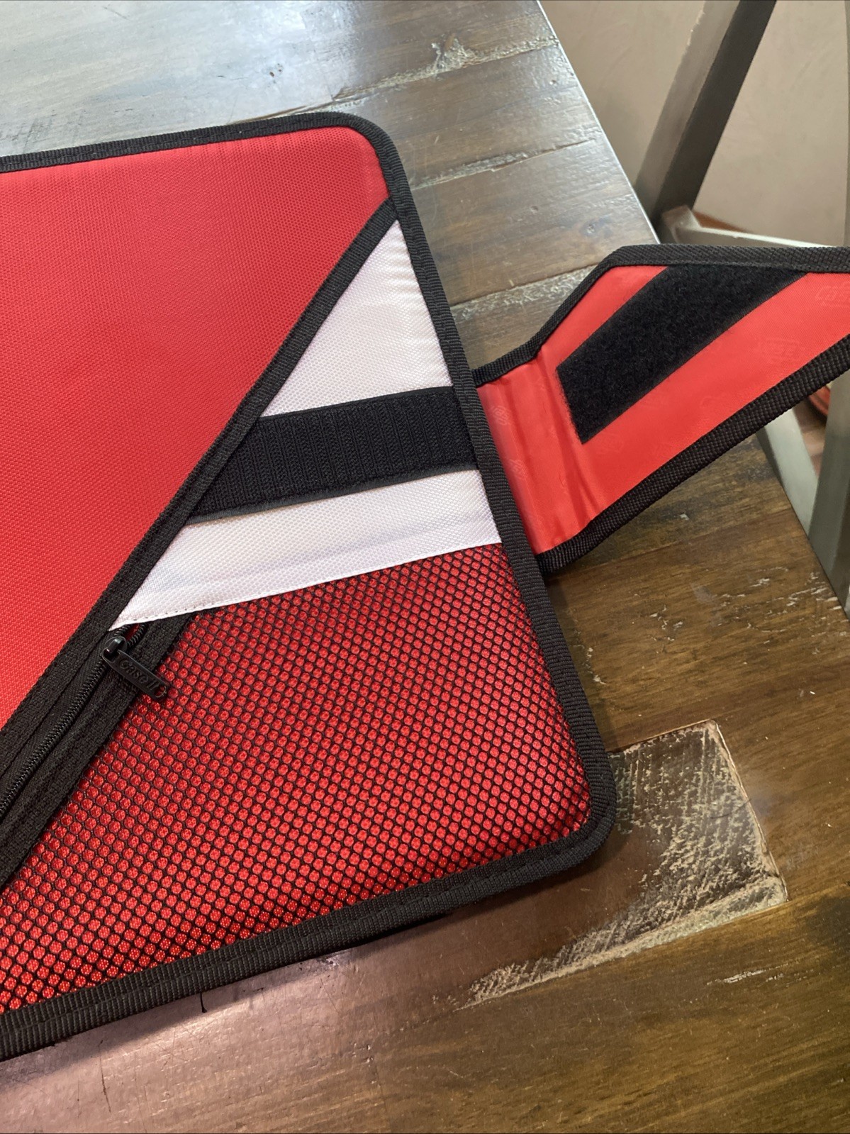 Case-It Red & Black Daily Use Binder with Mesh Pocket