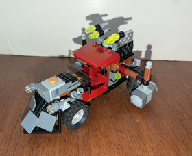 RARE 2012 Lego: Monster Fighters - 9465 The Zombies - *Complete!!!!*
