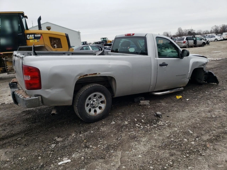 2010 Chevrolet Silverado 1500 RWD Drive Shaft 133 WB Used 121K Miles Foto 3 de 4