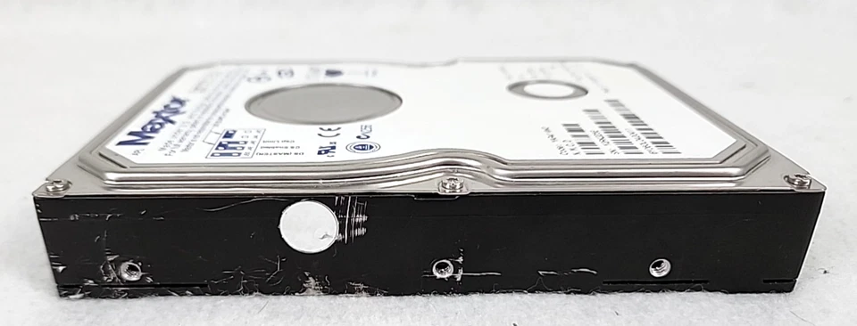 Maxtor DiamondMax Plus 9 6Y060L0 60GB IDE PATA 7200RPM 3.5 Hard Drive - Image 3 of 4