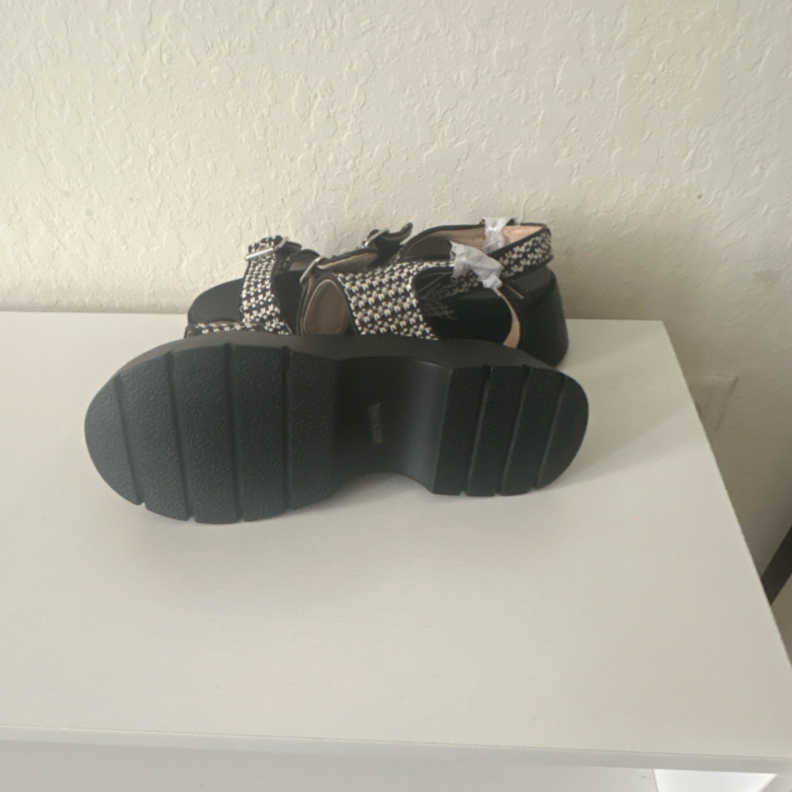 AIMYOU Black White Geometric Patterned Buckle Str… - image 4