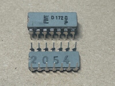 5 Stück Integrierte Schaltungen D172C - FWE - DIP14 - Vintage