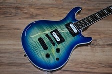 Dean Select Series Quilted Maple Ocean Burst Icon Model