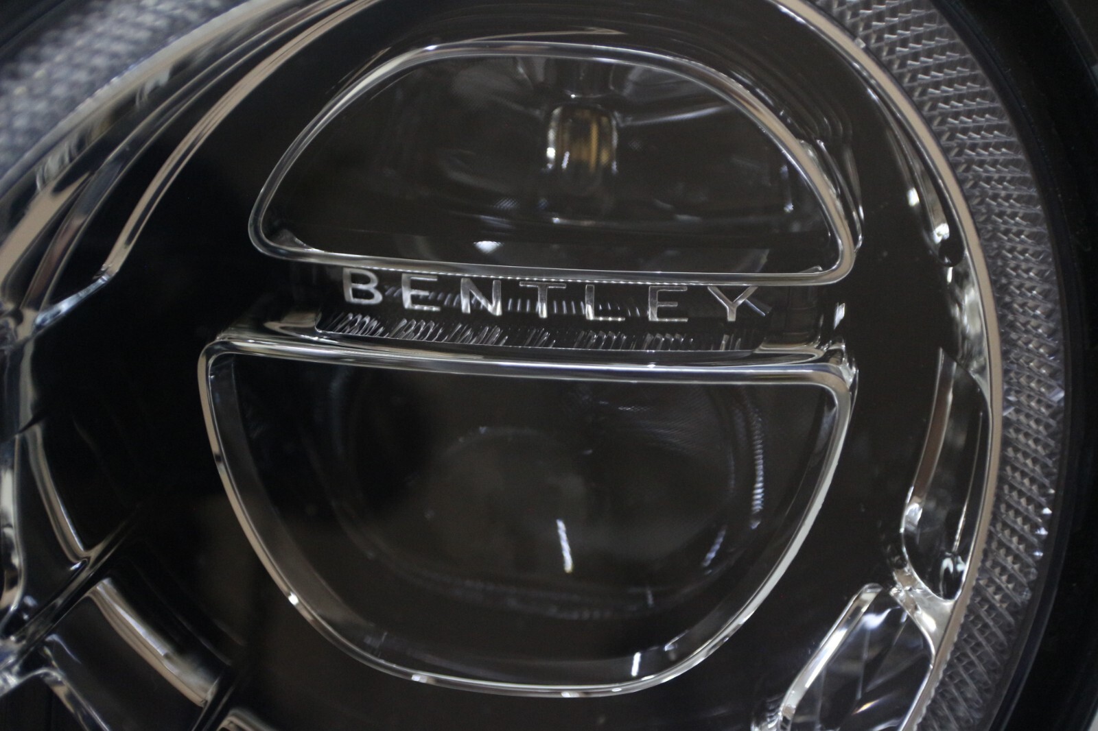 ✅ 2017-2020 Bentley Bentayga Left Driver Headlight OEM 1st GEN 36A941005H