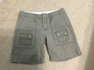 womens cargo shorts gap