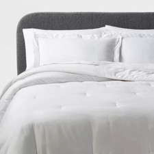 Threshold 3pc Luxe Embroidered Border Duvet Cover and Sham Set Full/Queen 