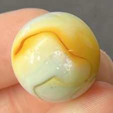 Vintage Akro Alley Agate Peltier Christensen Swirl Glass Marble .6 Yellow White