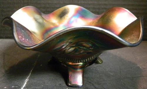 Vintage Northwood Embossed Exterior Footed Carnival Glass Scalloped Bowl Excell