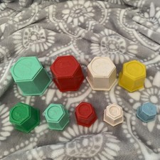Vintage Nesting Stacking Hexagon Cups Child Guidance 9 Toy Animals Plastic STEM