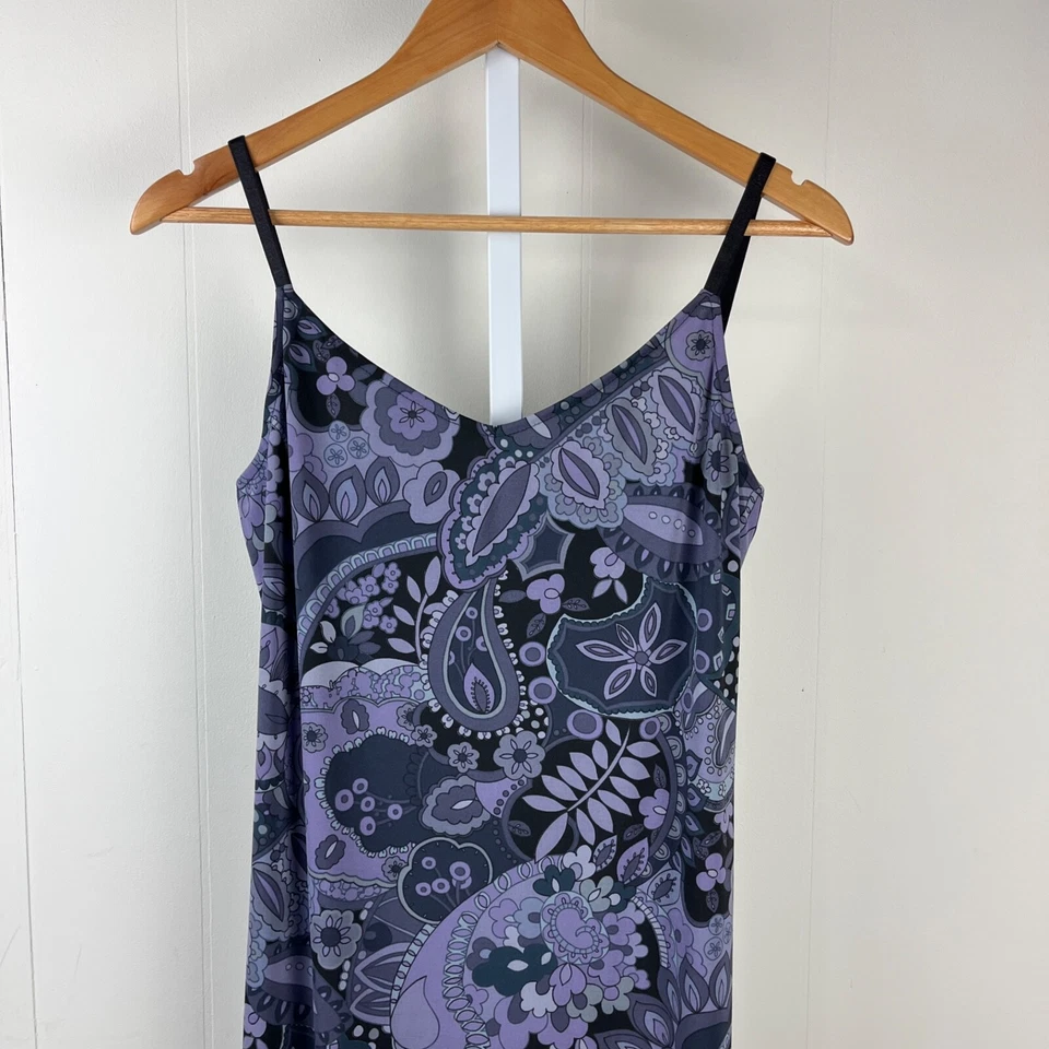 Vestido sin Mangas Vintage Y2K Wanted Clothing Company Grande Negro Púrpura Paisley Flecos Foto 2 de 4