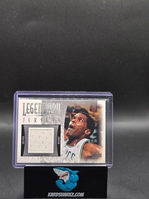 2000-01 Upper Deck NBA Legends - Legendary Jerseys Robert Parish #RP-J Patch 