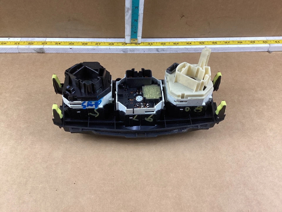 2007-2013 Toyota Corolla A/C Heater Temperature Climate  Control 55406-02250 OEM - Image 3 of 4