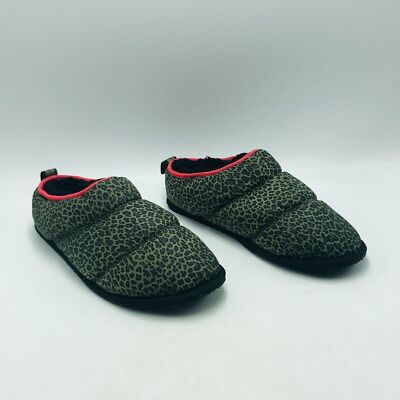 Sorel 12 Bodega Run Puffy Slippers Leopard Brown Slip On