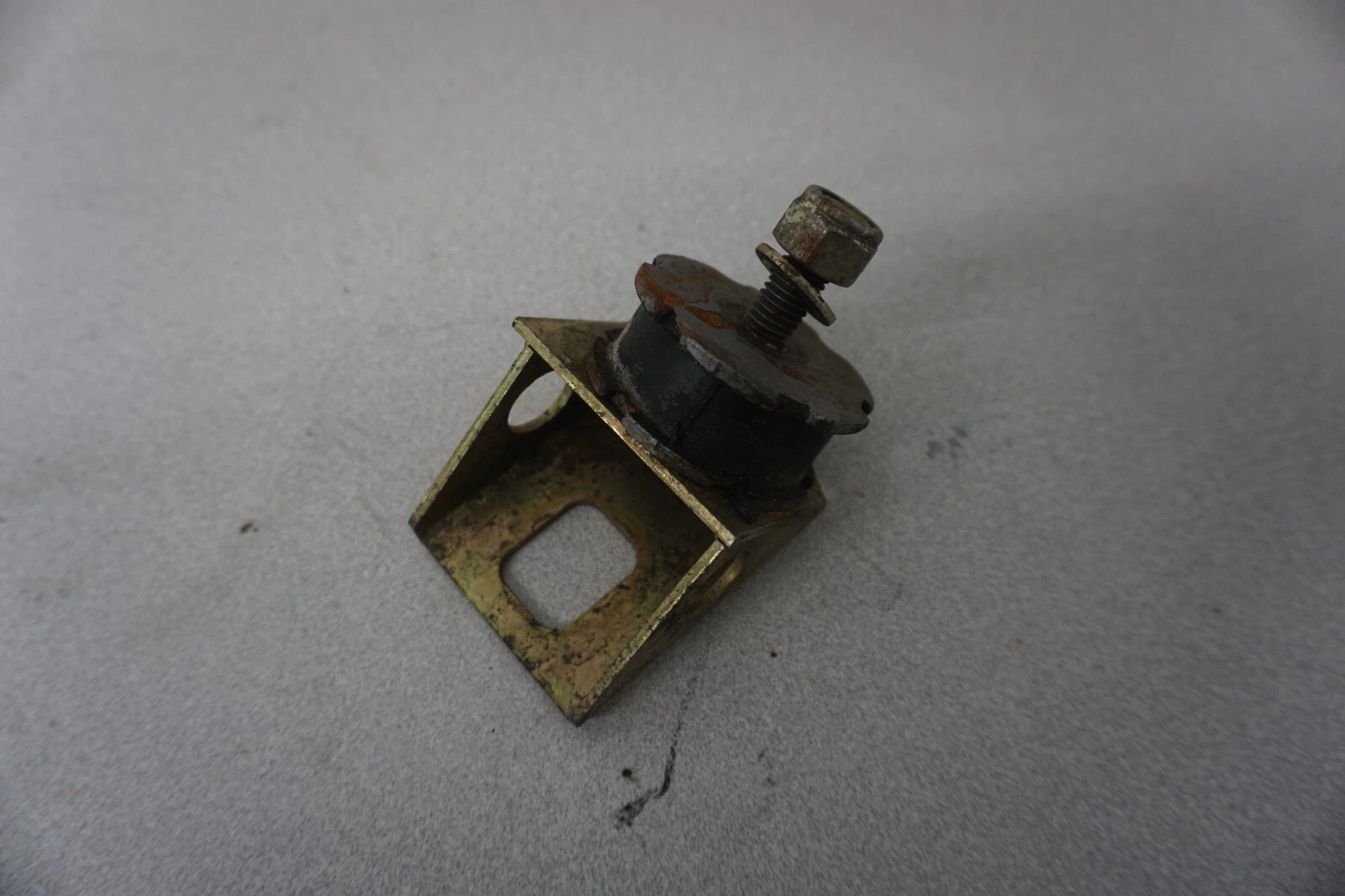 1996-2004 Ski-Doo OEM Engine Motor Rubber Mount Summit Grand Touring MXZ