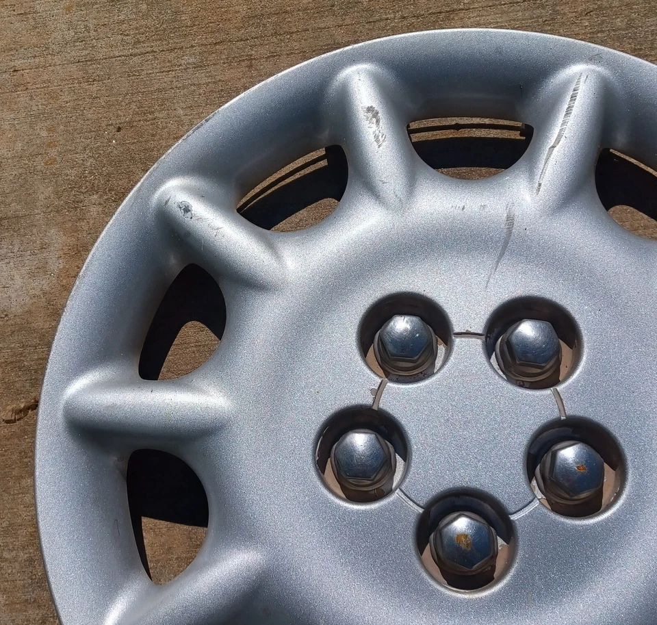 Tapacubos Chrysler Sebring Cirrus 1999-2000 se adapta a ruedas de 15" RN32PAKAA, 538B 01 Foto 2 de 4