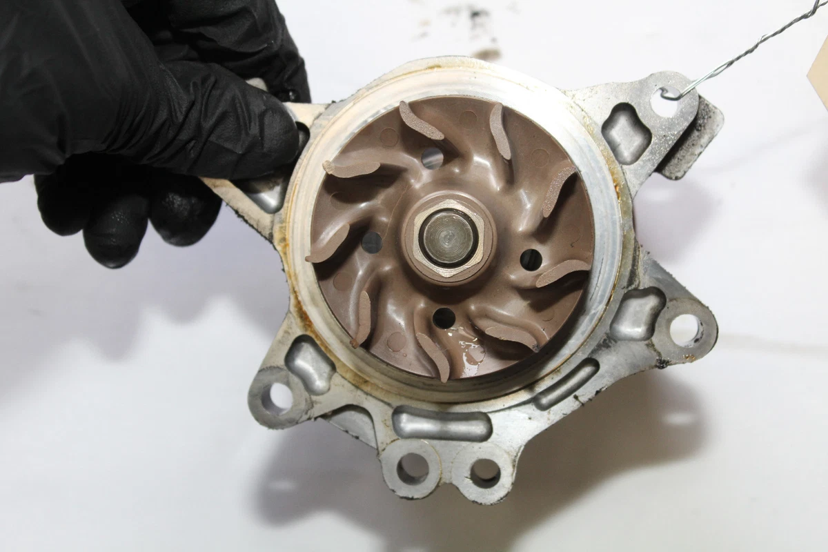 Water Pump – Fits Toyota Celica Coupe 2.0 GTi 1989-1994 (Aftermarket, NIP1512041)