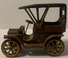 Modern Toys Model T Friction Tin Car / Antique