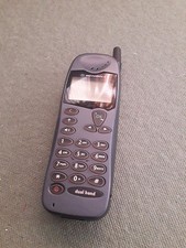 Motorola M3588 vintage mobile phone 2000