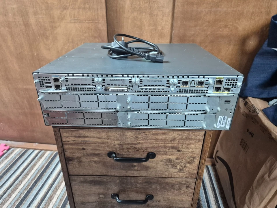 Cisco 3845 Integrated Services Router – Dual PVDM2-64, VWIC2-2MFT, Tested - Image 4 of 4