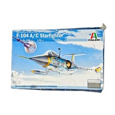 Italeri F-104 A/C Starfighter Fighter Jet Model Kit 1/72 Scale No. 1359 Boxed.