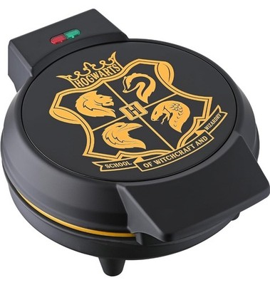 Warner Brothers Harry Potter Round Waffle Maker Hogwarts Themed NEW