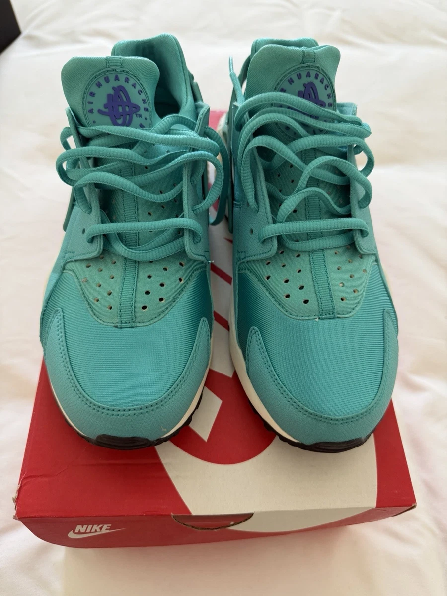 Nike Huarache Green Athletic Shoes for Women | eBay display picture 3