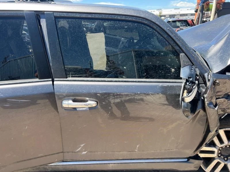 Toyota 4 Runner 2010-2024 puerta guantera negra 160596 Foto 2 de 4