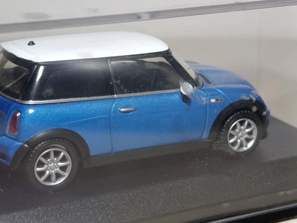 Mini Cooper S Road Signature 94248 Modellino Die cast 1/43 - Immagine 4 di 4