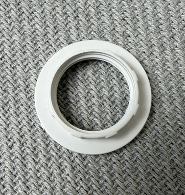 Lampenschirm-Haltering mit Gewinde für Leuchten E14 43 mm   UK-Verkäufer   weiß