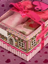 BETSEY JOHNSON Super Soft Plush Cozy Socks Gift Set of 3 Size 9-11 Pinks