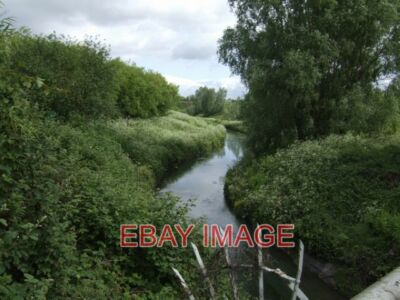 PHOTO  RIVER TAME FLOWS PEACEFULLY THE PICTURE GIVES A FALSE IMPRESSION. THIS IS
